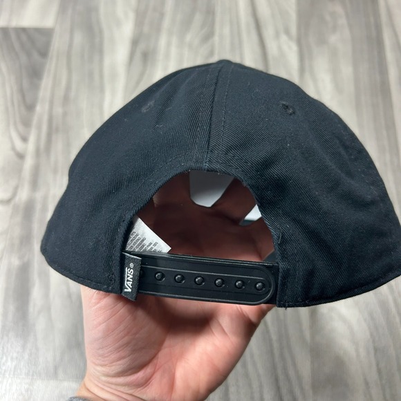 Vans Of The Wall EST 1966 Baseball Cap Mens Black Adjustable Snapback Flat Bill - Picture 3 of 6